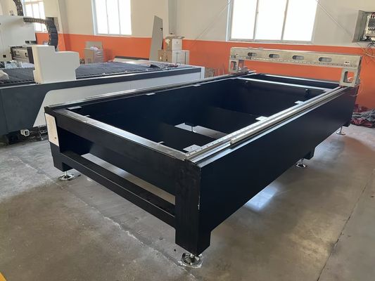 Функция автоматического фокусирования 1000кВ 2000кВ 3000кВ CNC лазерная резальная машина для лазерной резки металлических волокон от Au3tech/Cypcut Control System