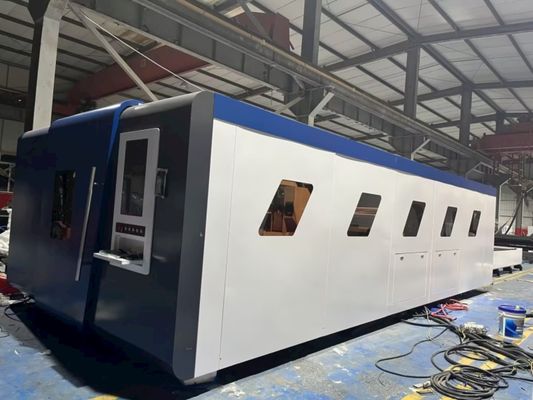 CE сертифицированная 3-6KW / 8KW / 12000W / 20000W лазерная режущая машина для металлических волокон с сервомотором Fuji / Delta / INOVANCE / Yasukawa