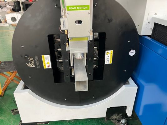Нержавеющая стальная труба MAX/Raycus Fiber Laser Cutter Автофокусирующая лазерная резальная машина с электрическими компонентами Schneider