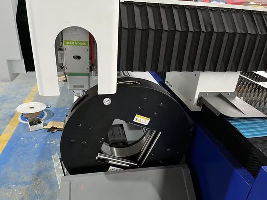 Полный закрытый 1500W-6000W лазерный режущий аппарат для металлических волокон из нержавеющей стали